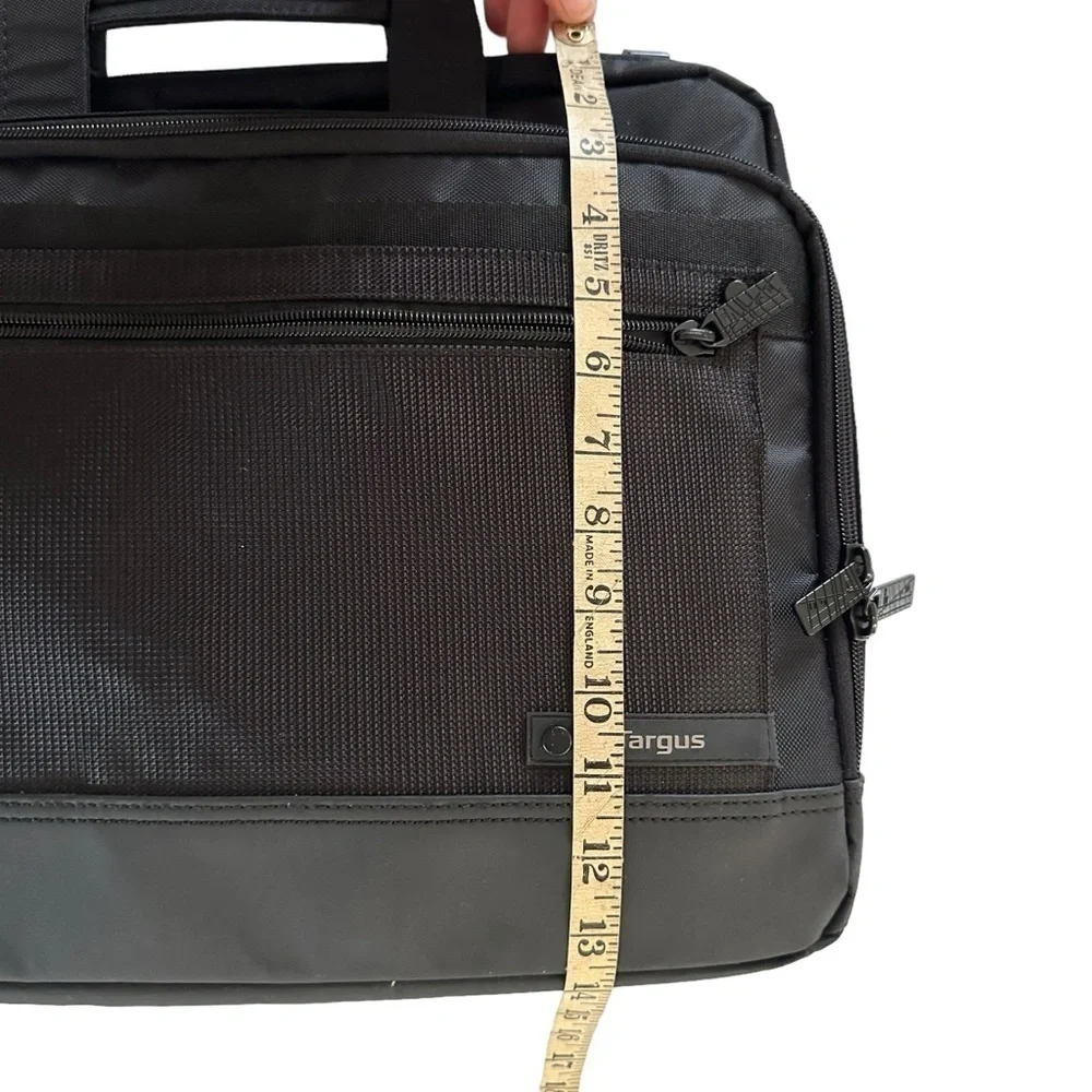 TARGUS REVOLUTION CHECKPOINT FRIENDLY BRIEFCASE